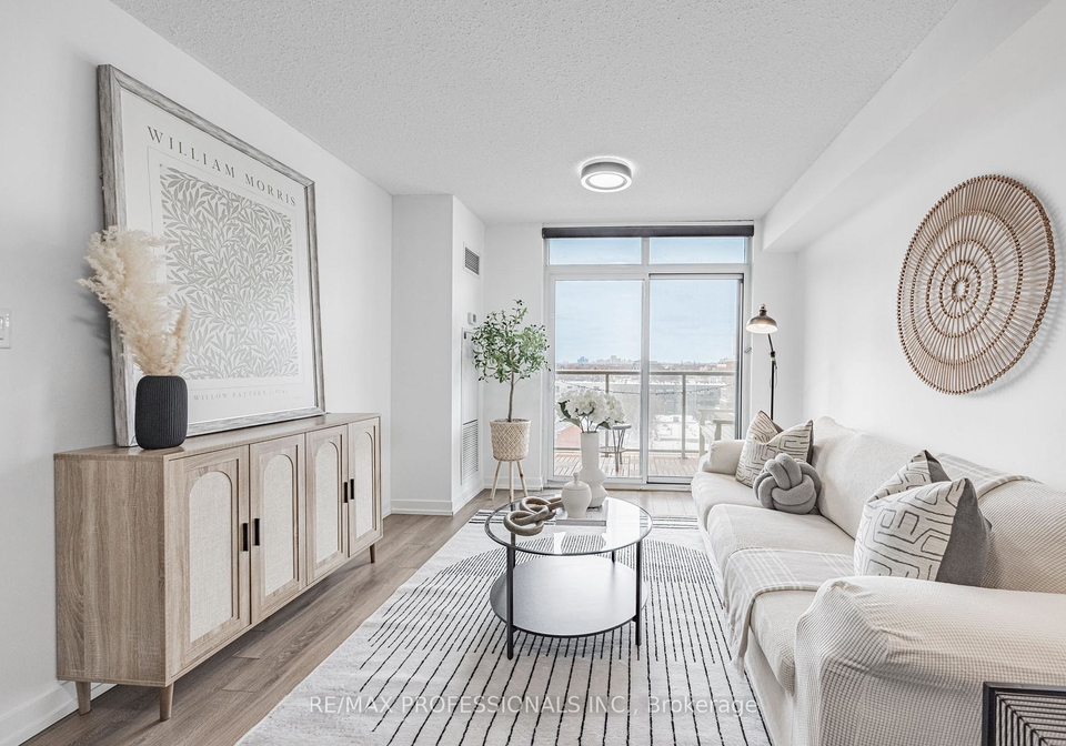 816-lansdowne-avenue-toronto-ontario-w12771170