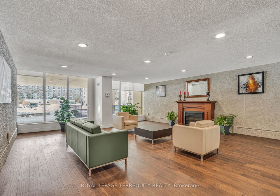 812-burnhamthorpe-road-etobicoke-ontario-w12771472