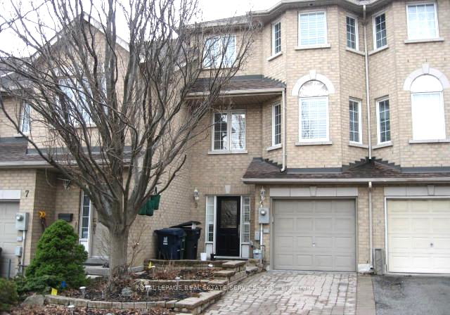 9-formula-court-etobicoke-ontario-w12771558