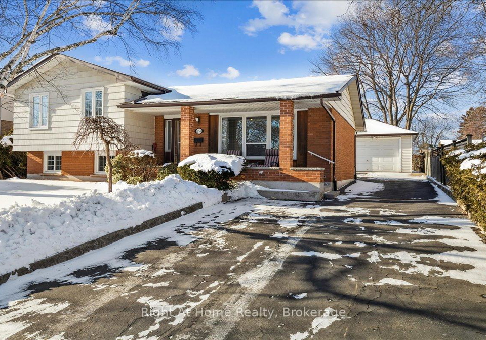 251-elmwood-road-oakville-ontario-w12771592