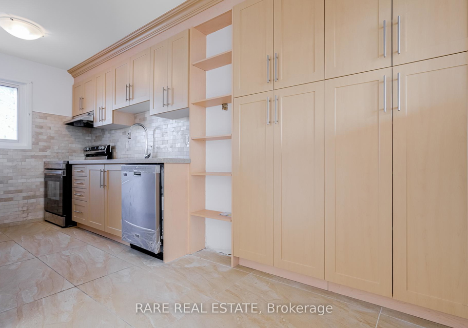 2-greenhills-square-brampton-ontario-w12772332