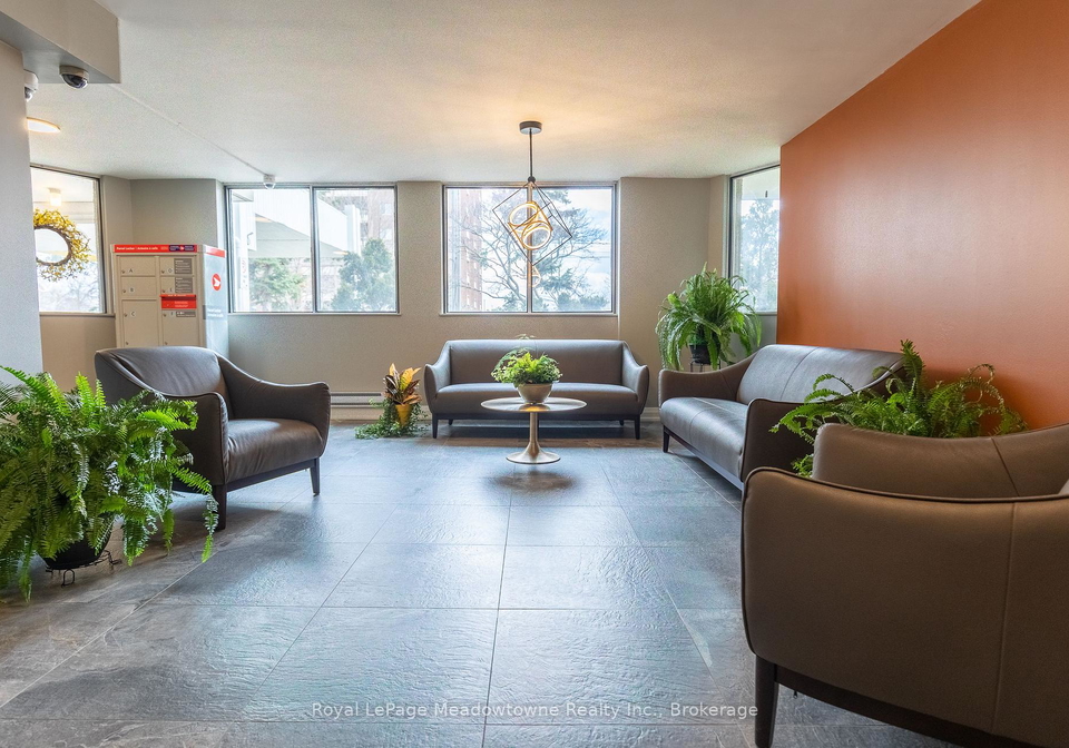 81-millside-drive-milton-ontario-w12772874