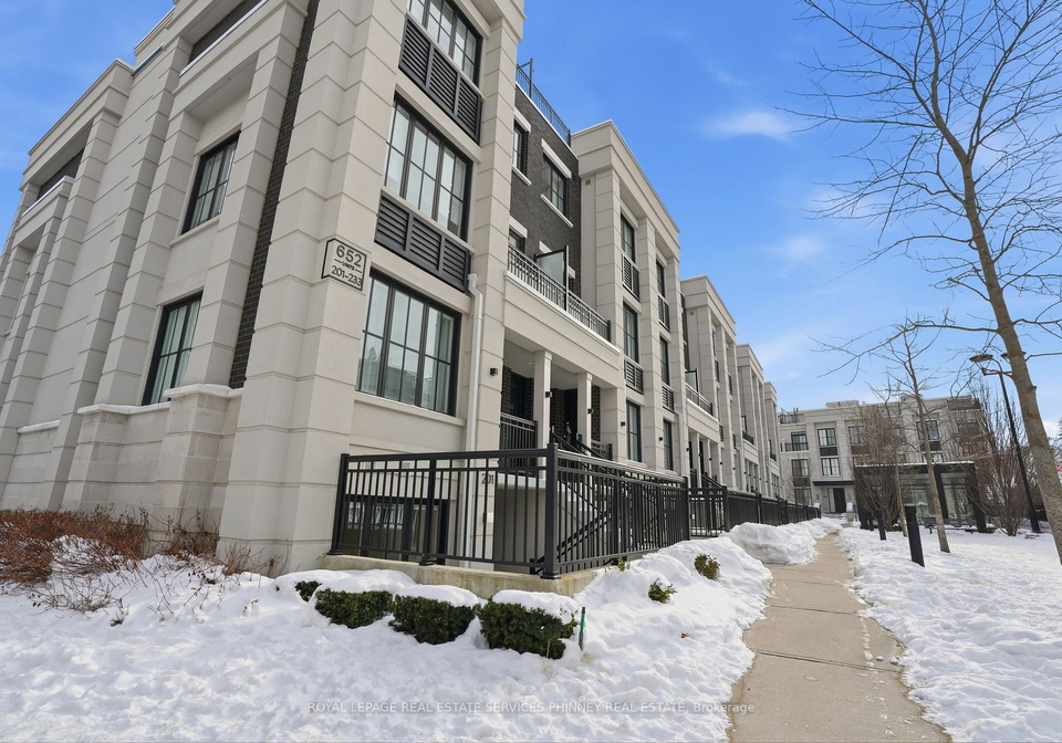 652-cricklewood-drive-mississauga-ontario-w12772922