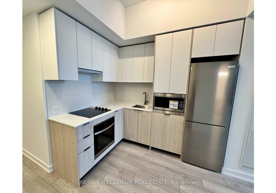 1007-the-queensway-w-etobicoke-ontario-w12773010