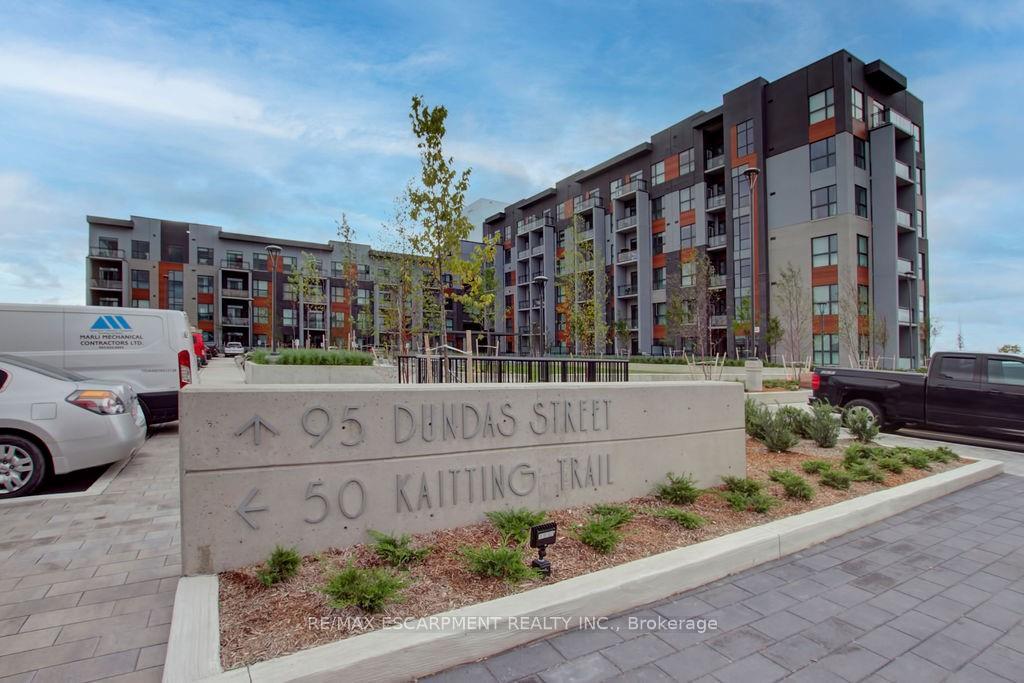 95-dundas-street-w-oakville-ontario-w12773060