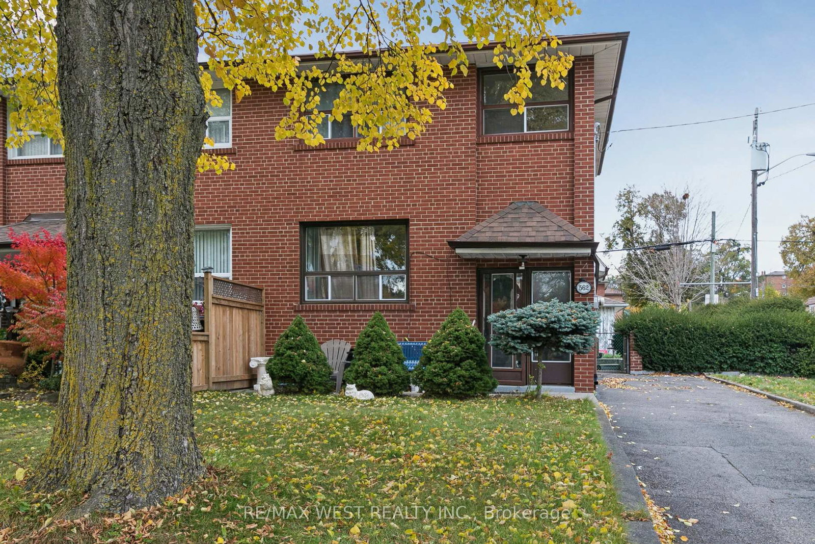 562-alliance-avenue-toronto-ontario-w12773632