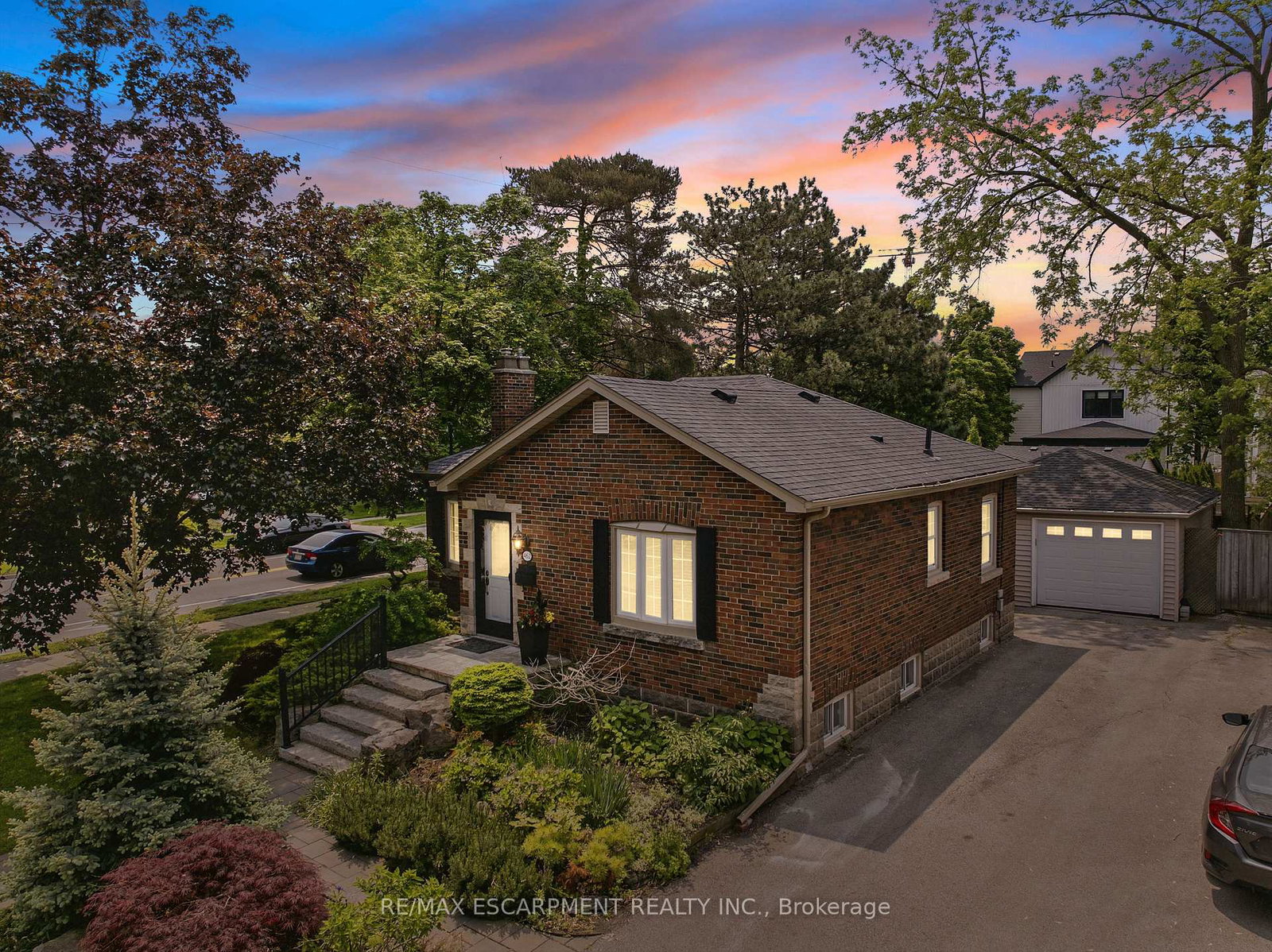 462-woodland-avenue-burlington-ontario-w12773640