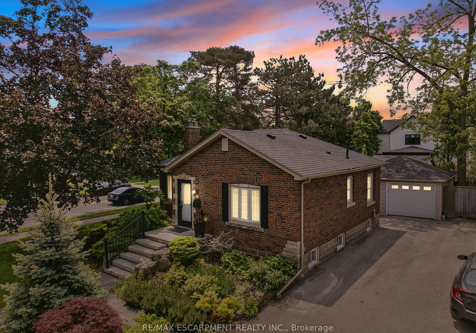 462-woodland-avenue-burlington-ontario-w12773640