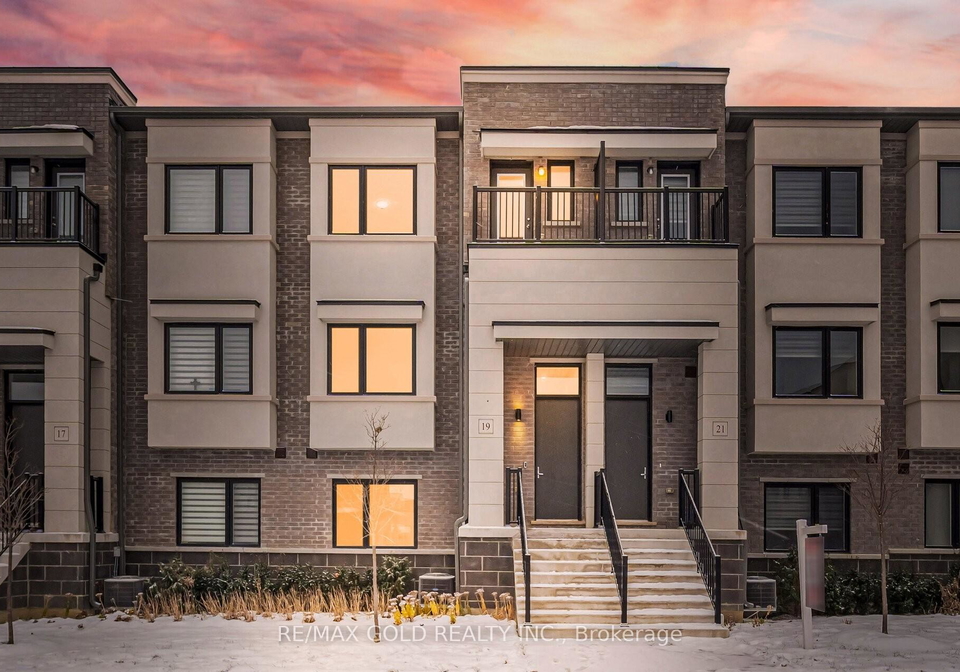 19-lambert-lane-caledon-ontario-w12773696
