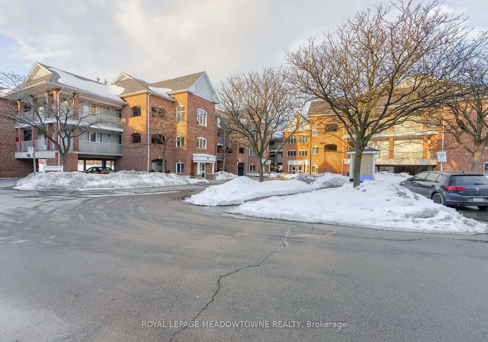 103-bristol-road-mississauga-ontario-w12773950