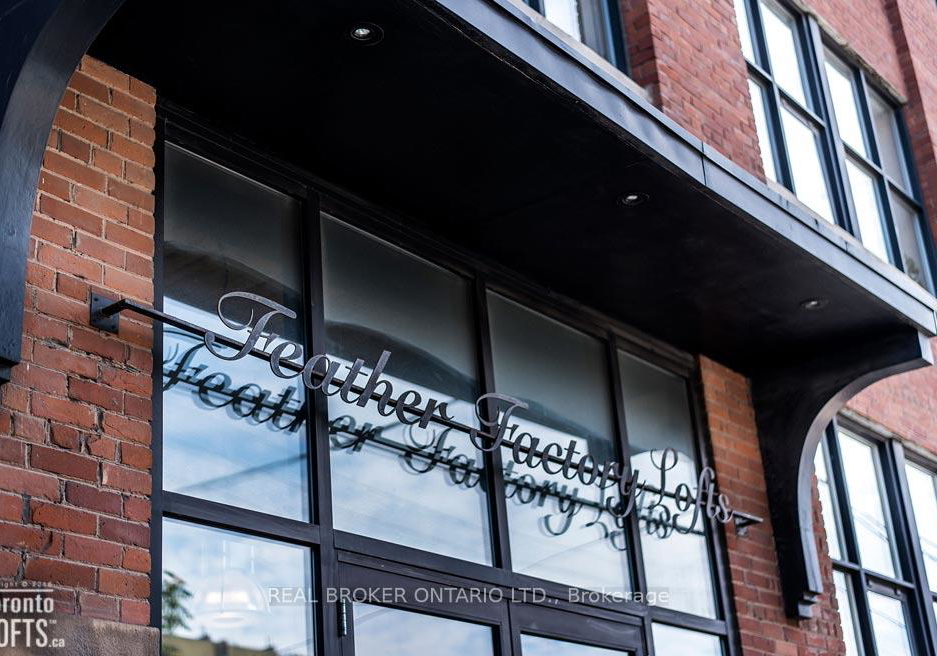 2154-dundas-street-w-toronto-ontario-w12774010
