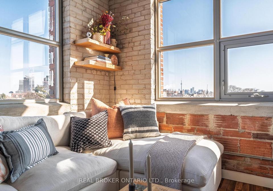 2154-dundas-street-w-toronto-ontario-w12774010