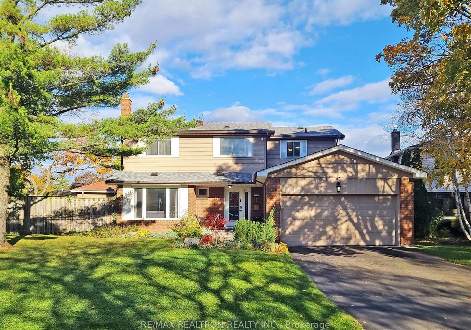 1217-lambeth-road-oakville-ontario-w12774428