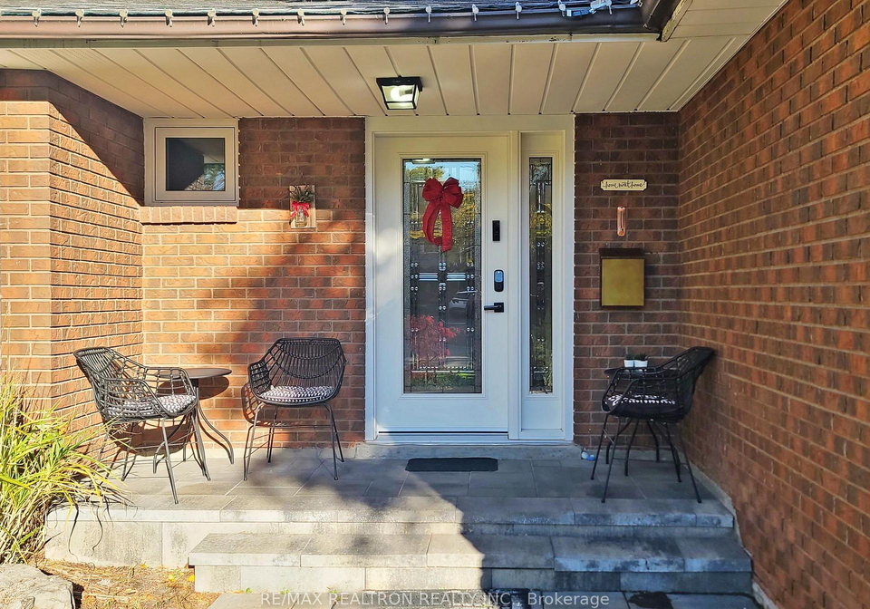 1217-lambeth-road-oakville-ontario-w12774428