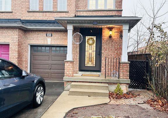 4490-victory-court-burlington-ontario-w12774970