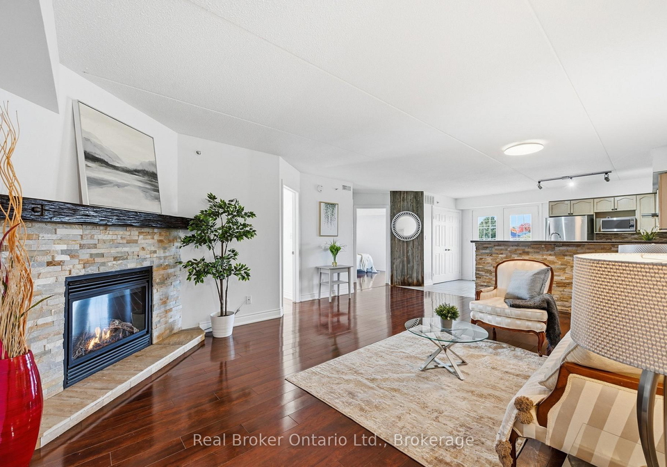 1480-bishops-gate-nw-oakville-ontario-w12775174