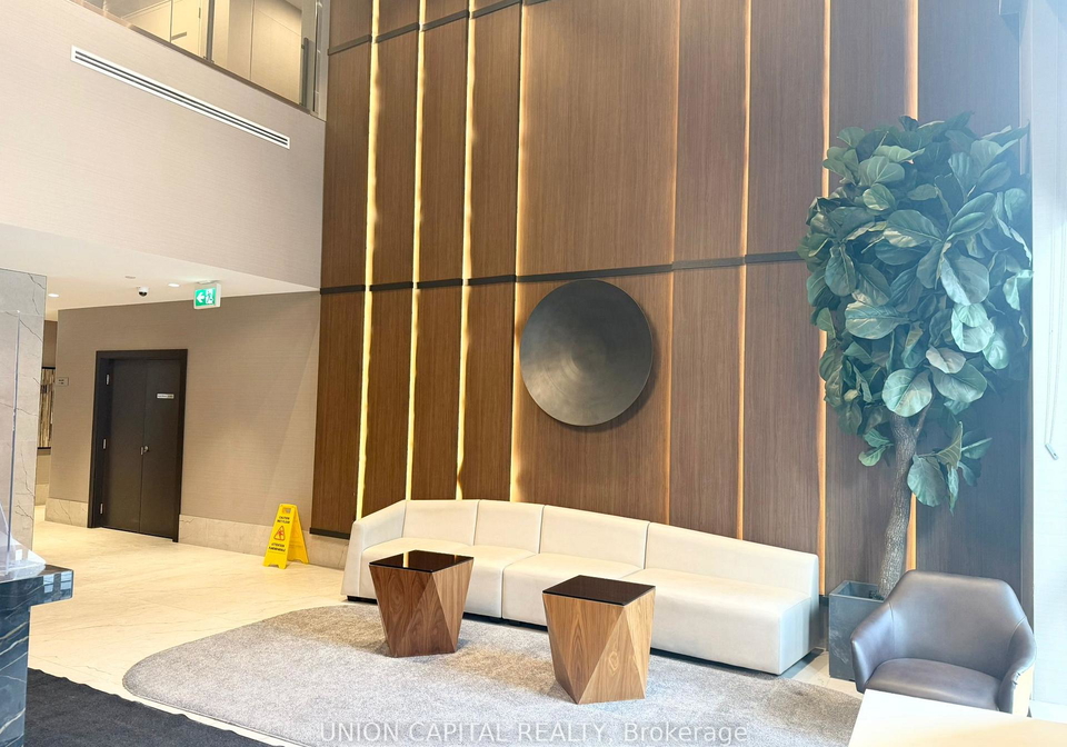 8-nahani-way-mississauga-ontario-w12775176