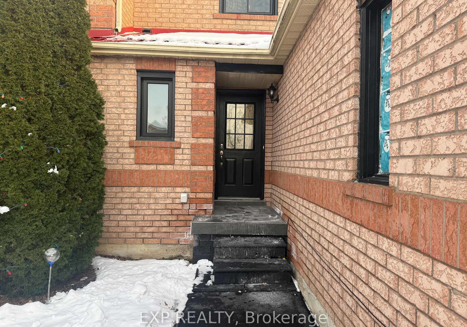 129-lent-crescent-brampton-ontario-w12775502