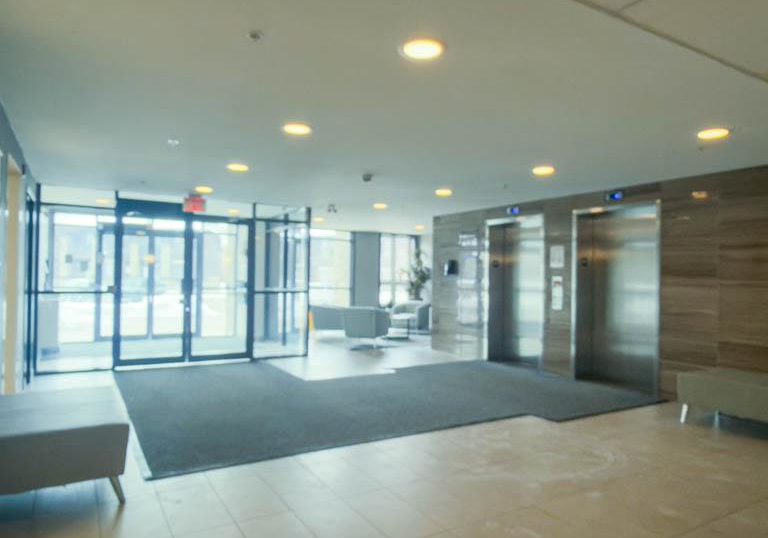 5010-corporate-drive-burlington-ontario-w12775548