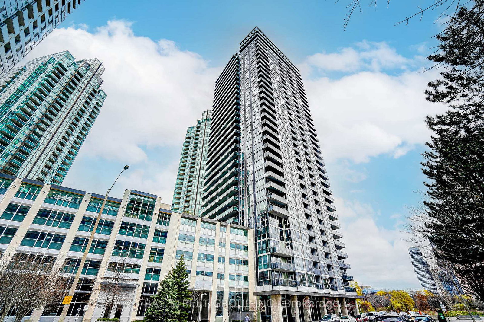 223-webb-drive-mississauga-ontario-w12775764