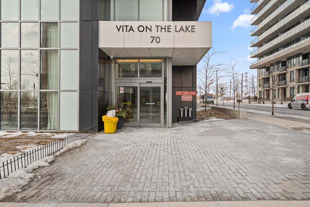 70-annie-craig-drive-etobicoke-ontario-w12776398