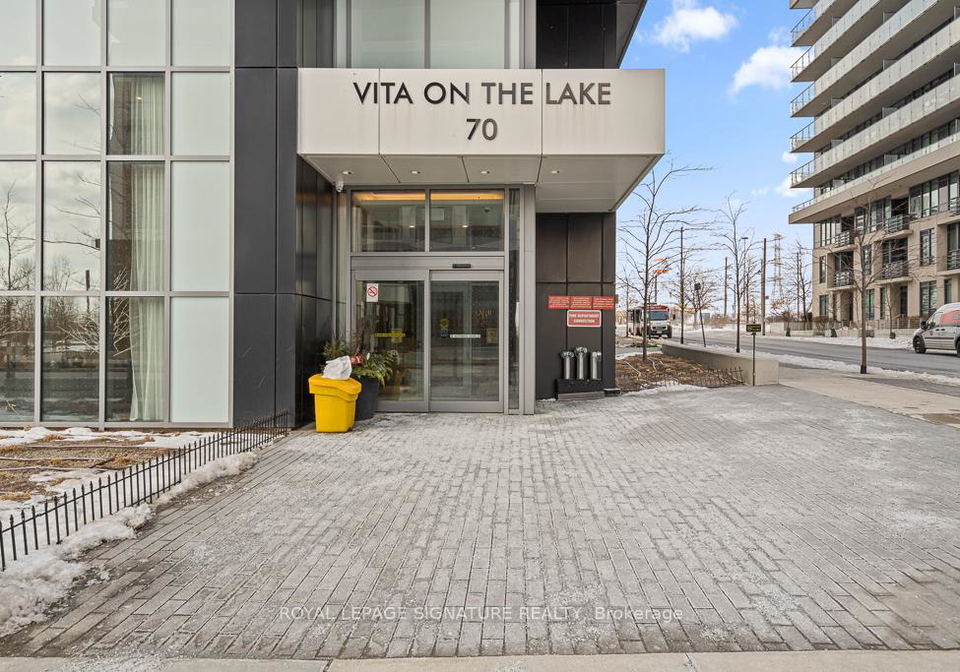 70-annie-craig-drive-etobicoke-ontario-w12776398