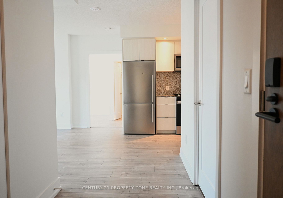 10-eva-road-etobicoke-ontario-w12776416