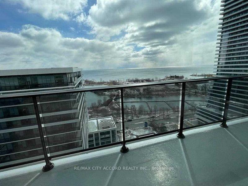 70-annie-craig-drive-etobicoke-ontario-w12776458