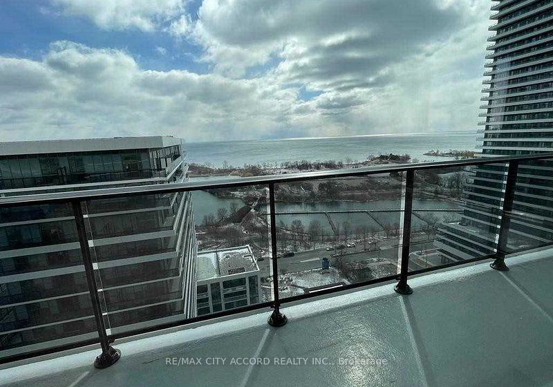 70-annie-craig-drive-etobicoke-ontario-w12776458