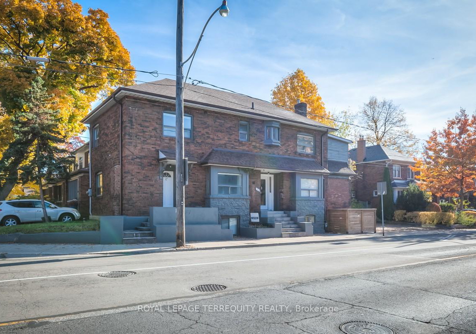 135-jane-street-toronto-ontario-w12777212
