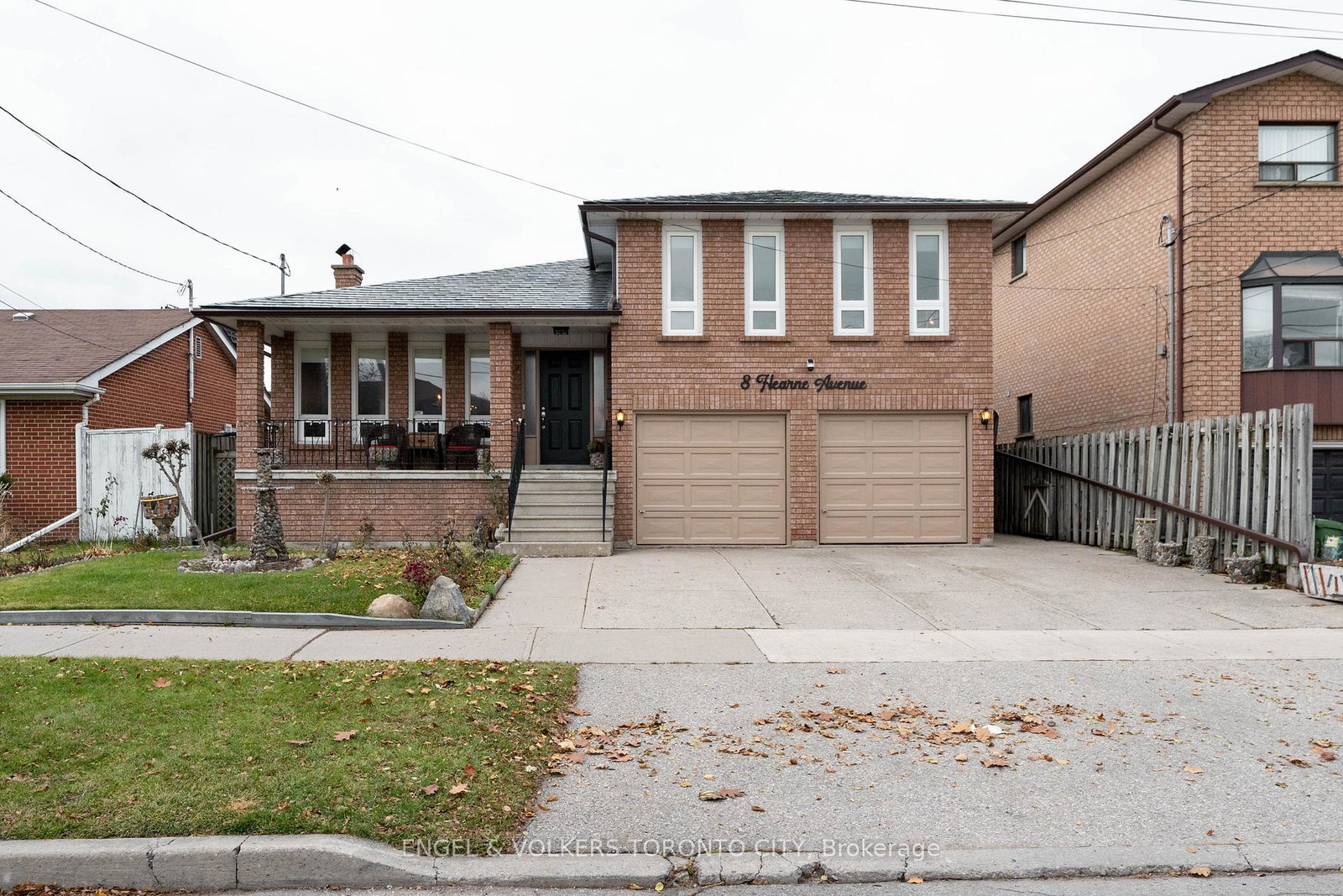 8-hearne-avenue-north-york-ontario-w12777490