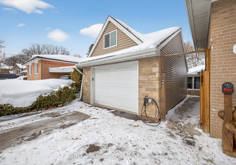 8-ladywood-drive-etobicoke-ontario-w12777492