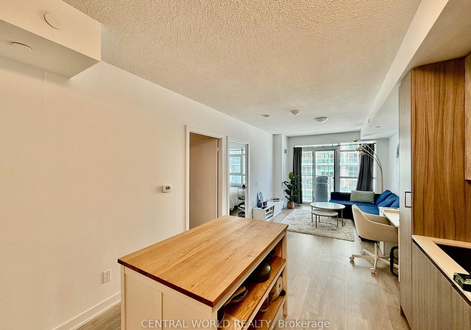 251-manitoba-street-etobicoke-ontario-w12777554