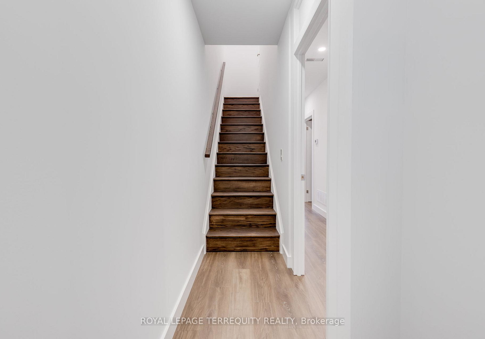 94-earlscourt-avenue-toronto-ontario-w12777784