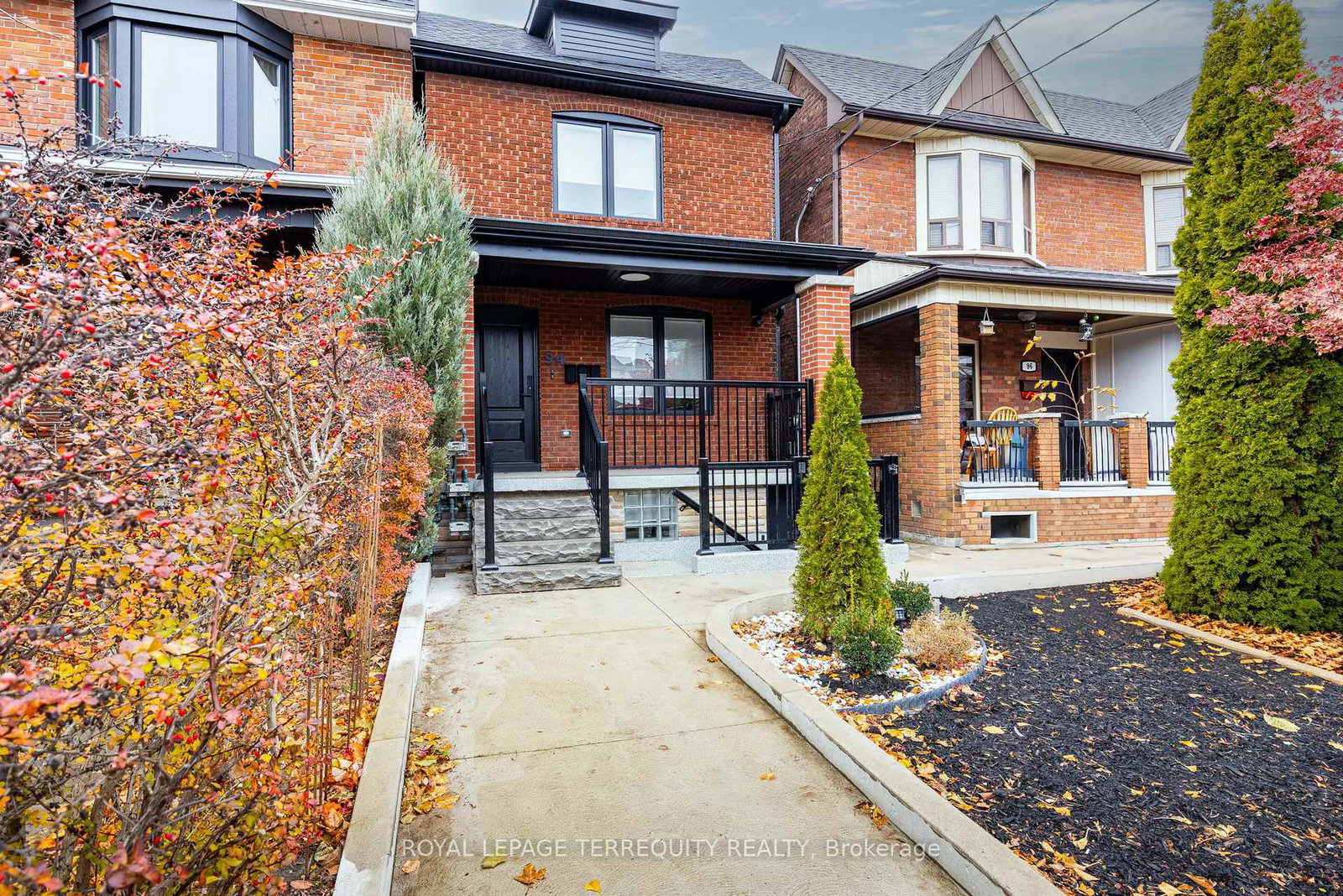 94-earlscourt-avenue-toronto-ontario-w12777798
