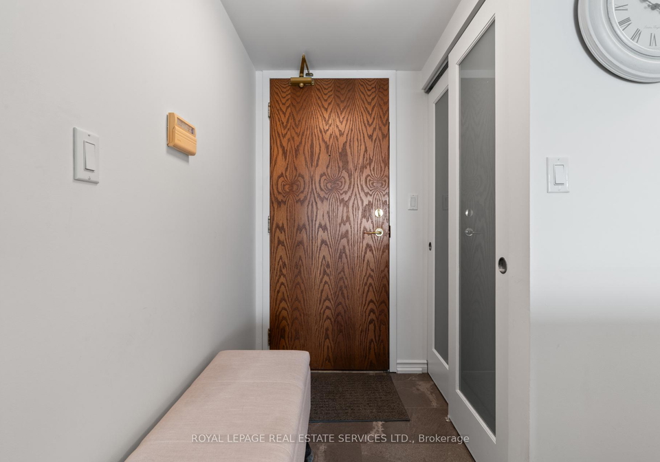 4879-kimbermount-avenue-mississauga-ontario-w12778172