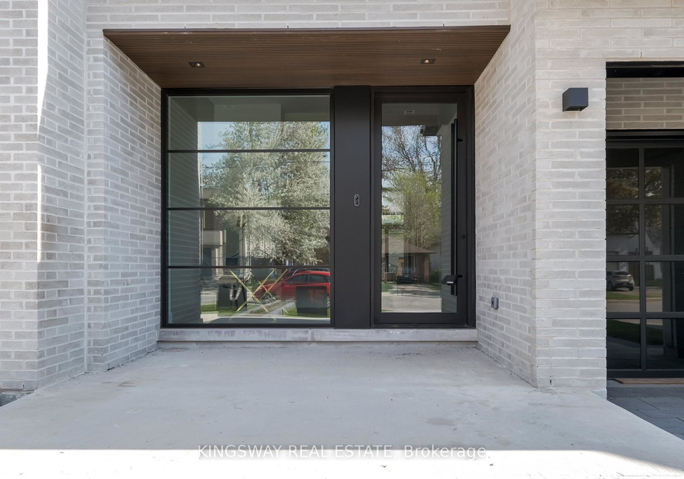 17-broadview-avenue-mississauga-ontario-w12778192