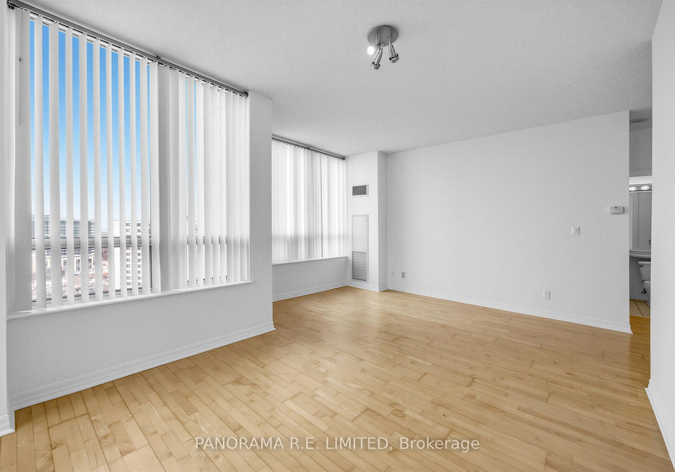 1359-rathburn-road-e-mississauga-ontario-w12778332