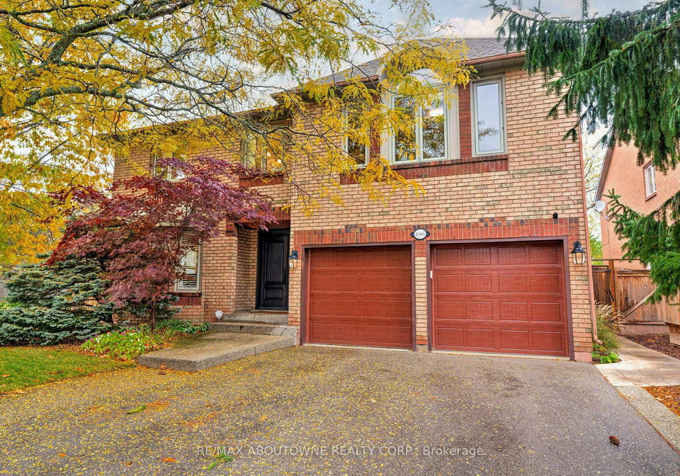 1586-heritage-way-oakville-ontario-w12778524