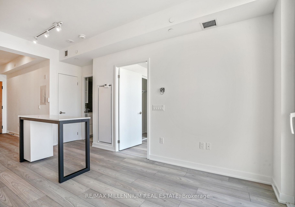 1-fairview-road-e-mississauga-ontario-w12778530