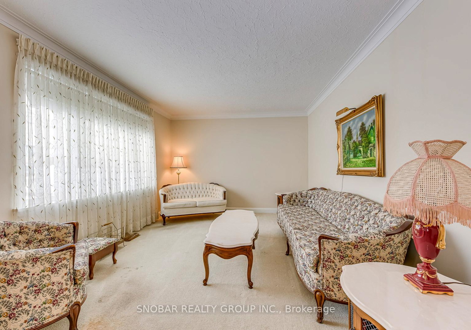 20-meadow-lane-avenue-york-ontario-w12778730