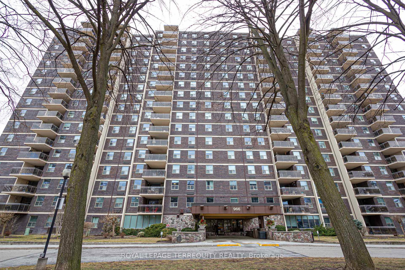 966-inverhouse-drive-mississauga-ontario-w12778832