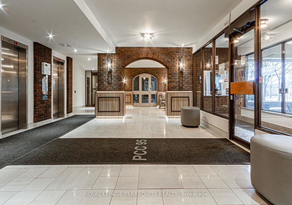 966-inverhouse-drive-mississauga-ontario-w12778832