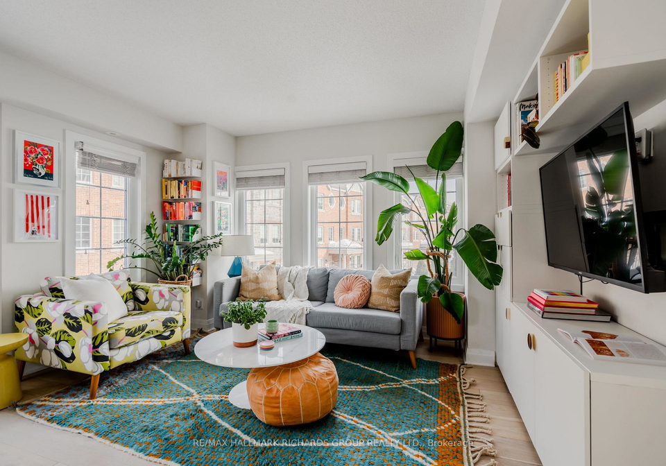 9-windermere-avenue-toronto-ontario-w12778902