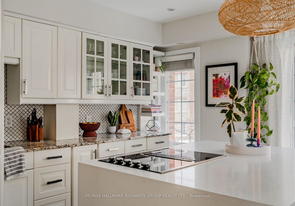 9-windermere-avenue-toronto-ontario-w12778902