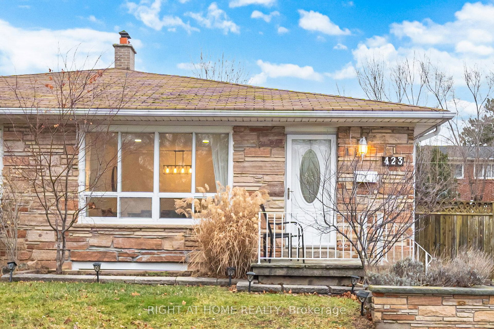 423-melores-drive-burlington-ontario-w12779054