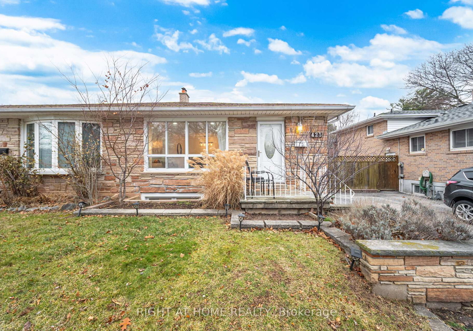 423-melores-drive-burlington-ontario-w12779054
