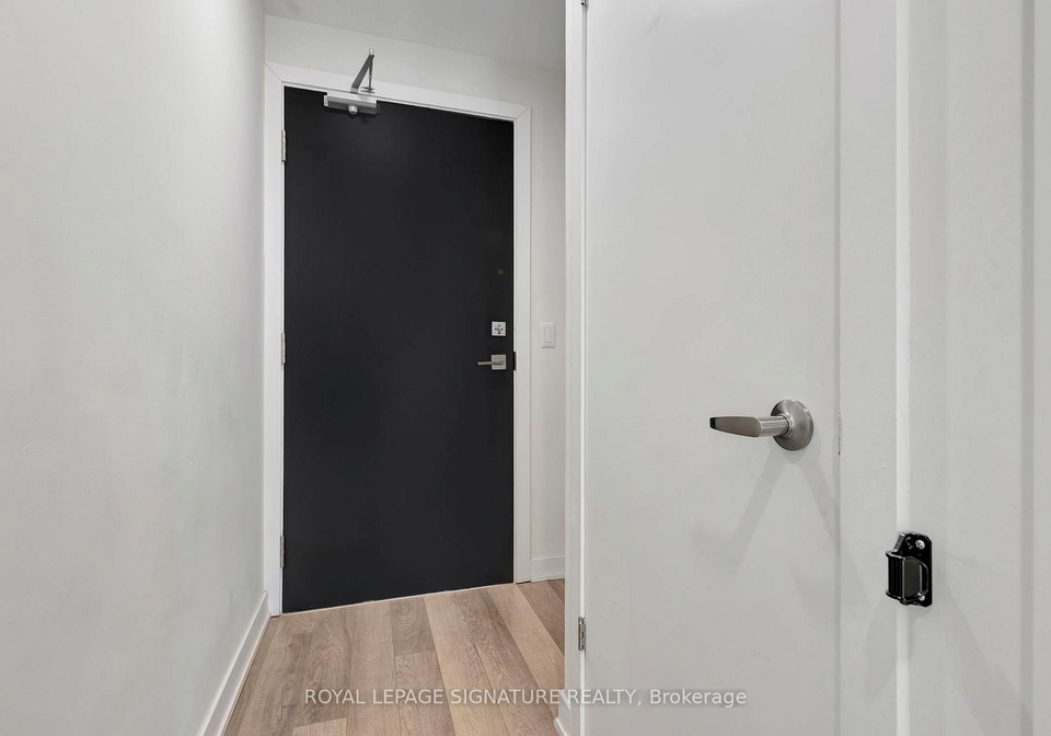 5230-dundas-street-burlington-ontario-w12779248