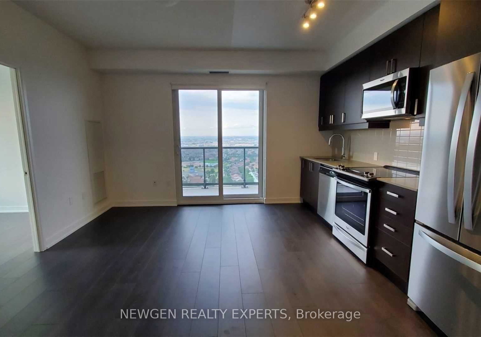 8-nahani-way-mississauga-ontario-w12779490