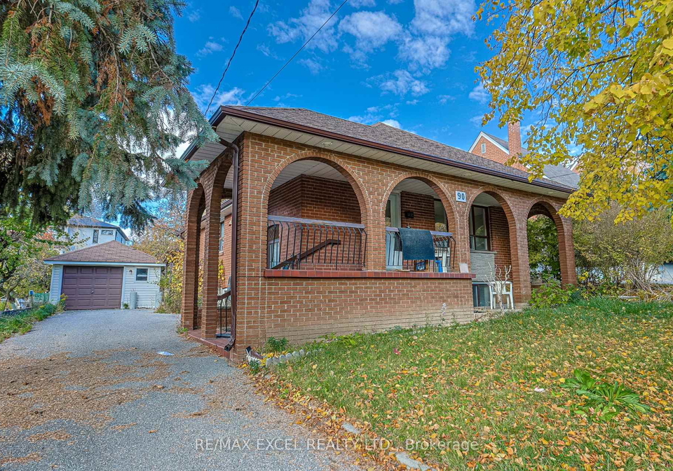 90-flamborough-drive-e-north-york-ontario-w12779538